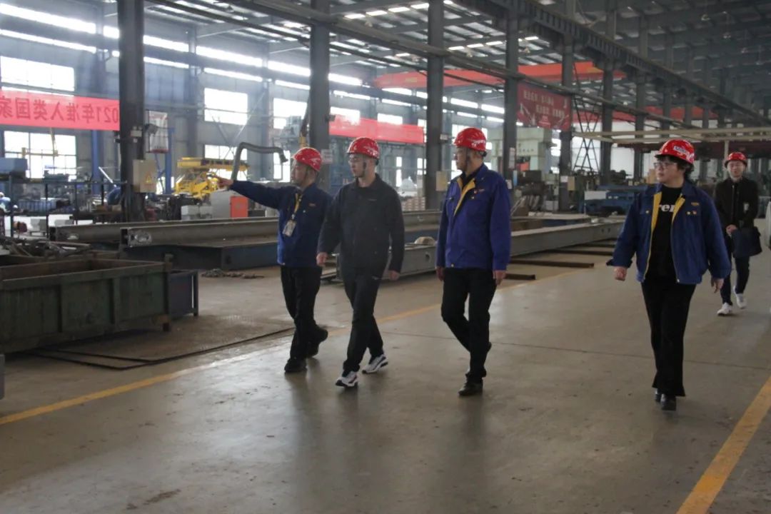 襄阳市委巡察办主任安雪尽莅临开云网页版登录入口重工考察调研